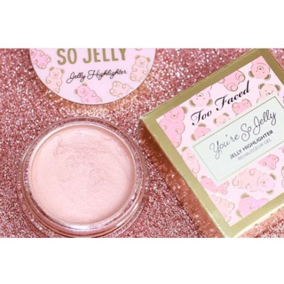Nhũ bắt sáng Too Faced