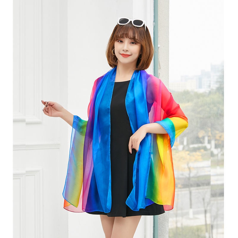 Khăn Choàng Chiffon Lụa Màu Gradient Cầu Vồng Chống Nắng Mùa Thu Đông Dễ Phối Đồ Cho Nữ