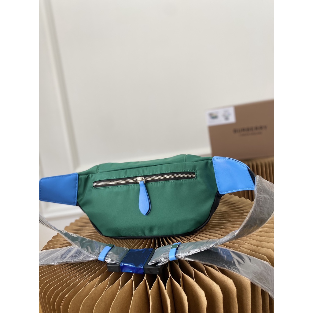 Túi Đeo Hông Burberry Kiểu Vintage Thiết Kế Đơn Giản Cá Tính