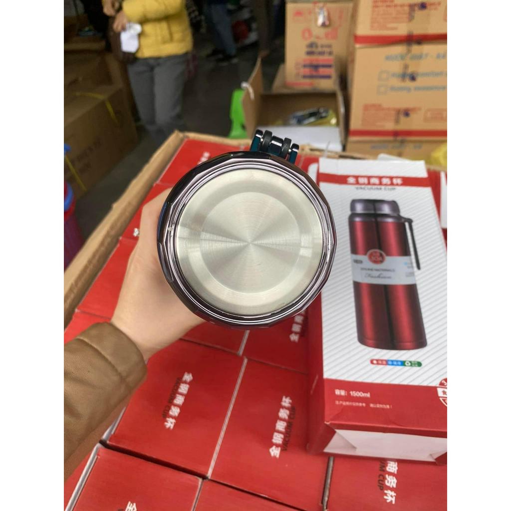 Bình giữ nhiệt 1,2L, mẫu mới vỏ đỏ