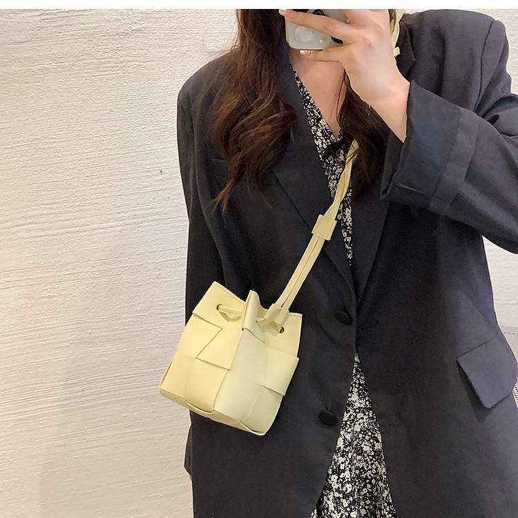 Túi đeo vai IELGY vải dệt thời trang dễ phối đồ cho nữ