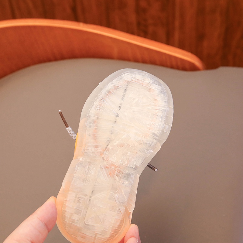 Giày Thể Thao Đế Mềm Chống Trượt Thời Trang Cho Bé 2-8 Tuổi