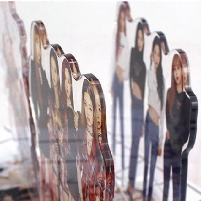 *Có-Sẵn* ẢNH STANDEE BLACKPINK ROSÉ TƯỢNG ACRYLIC