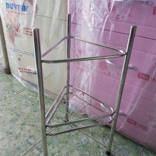 Chân bình nước tam giác