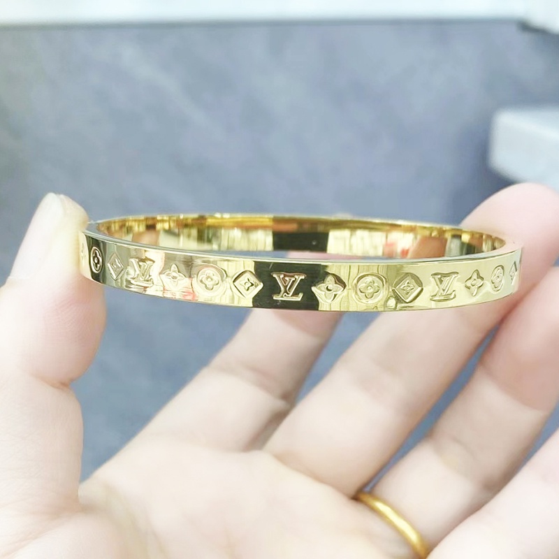 Vòng Tay Khắc Logo Bản To Titan Ko Đen TT 4324