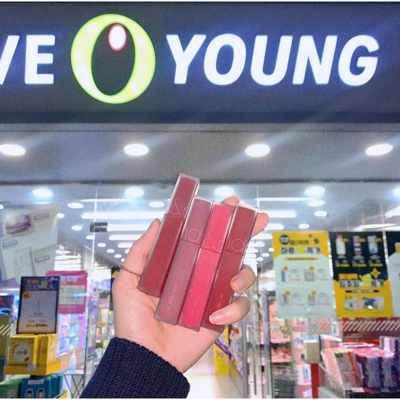 Son Kem Romand Blur Fudge Tint Lỳ Mịn Môi