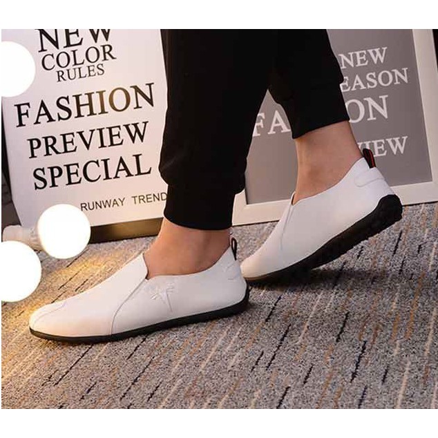 Giày nam slip on chỉ giữa mũi tháp da SM052