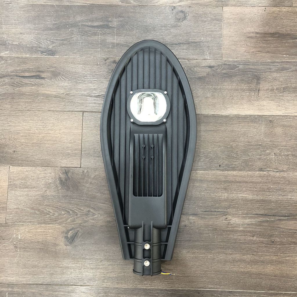 Đèn đường lá 50w, 100w, 150w, 200w bảo hành 2 năm, chip COB siêu sáng