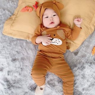 Yếm và khăn tắm