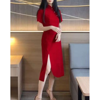 Sườn Xám Đỏ Vạt Cung Đính Hạt