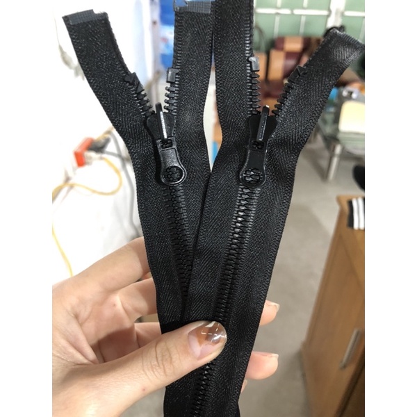 Dây khoá cá sấu ngô(răng nhựa) đen dài 110cm-200cm
