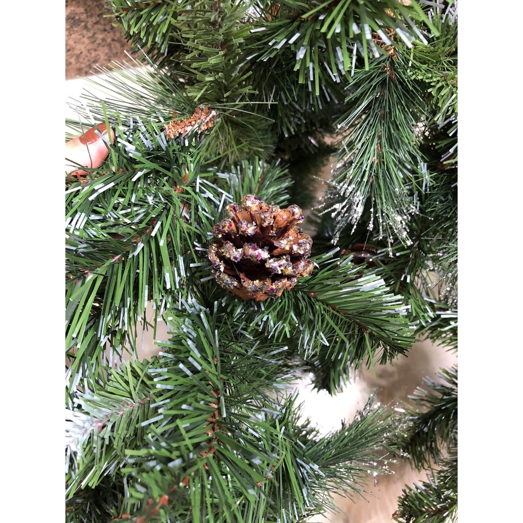 Dây thông xanh 3 loại lá gắn sẵn quả thông dài 2,7m trang trí Giáng Sinh Noel làm vòng nguyệt quế viền cửa