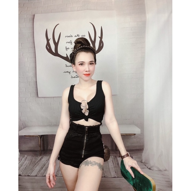 Áo croptop khoen bao ngầu😱😱