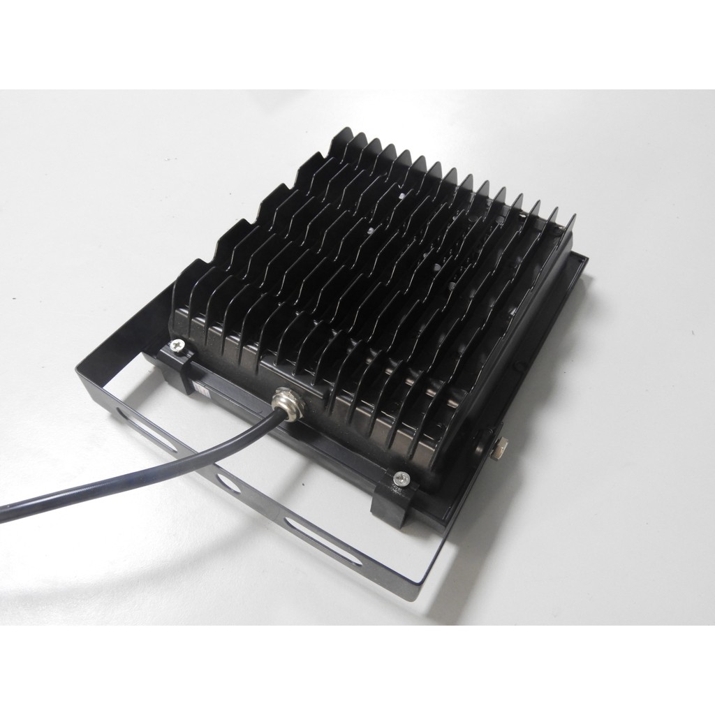 Đèn pha LED 30W