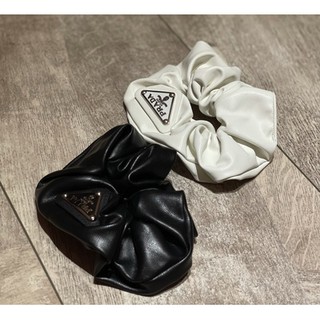 Cột Tóc Scrunchies P da PU ( ảnh khách fb )
