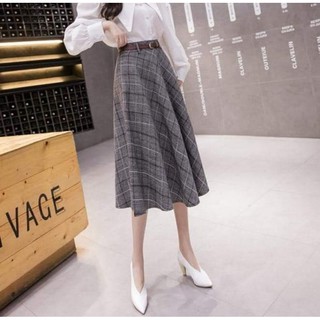 Chân váy xoè kẻ