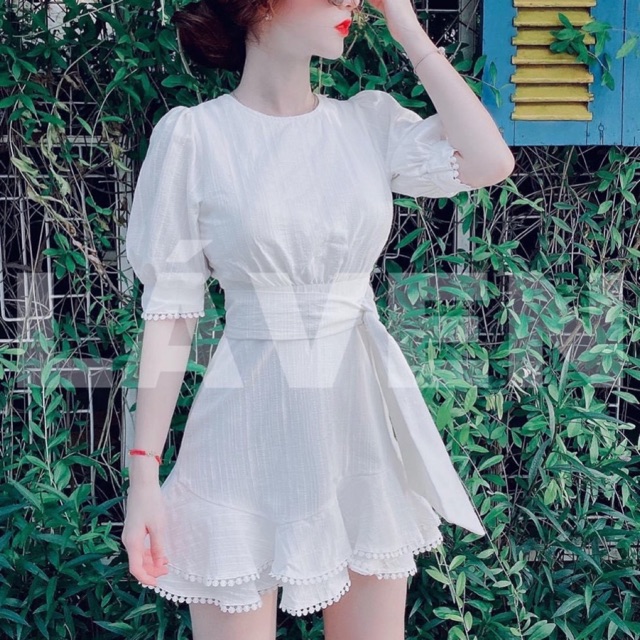Váy hở lưng cột nơ eo