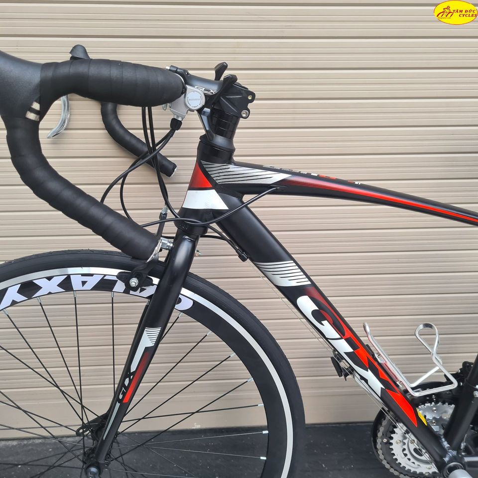 XE ĐẠP ĐUA GALAXY LP400