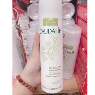 Xịt khoáng caudalie grape water