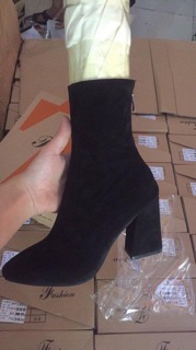 Boot cao cổ chất vải da lộn 