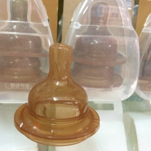Núm ti Nano Nubaby chống khuẩn