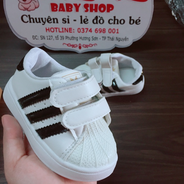 Giày 3 sọc