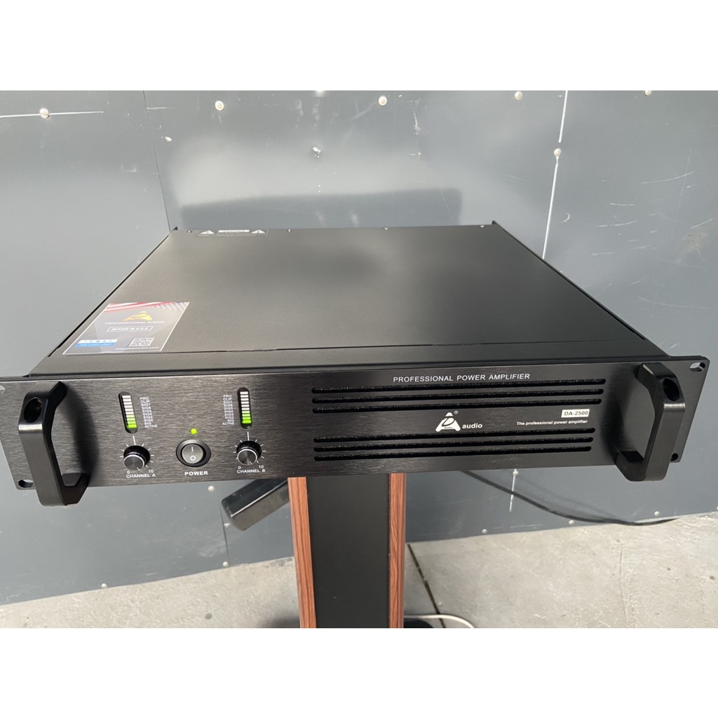 ĐẨY CÔNG SUẤT DA-2610, 3 KÊNH ,36 SÒ, CÔNG SUẤT 600W, ĐÁNH THOẢI MÁI LOA 3,4,5 TẤC, TẶNG KÈM 2 DÂY CANON