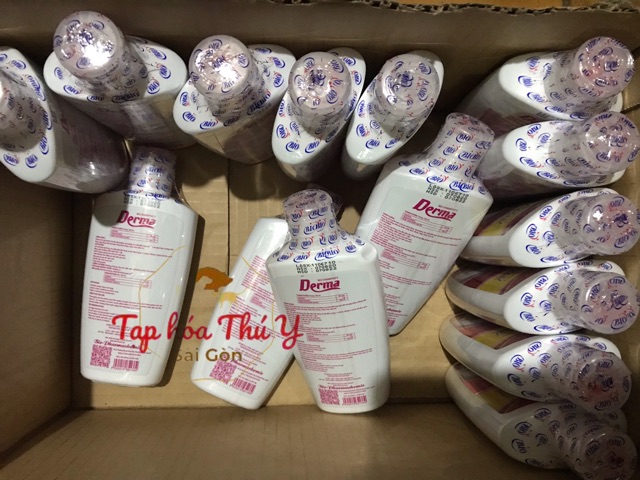 Sữa tắm nước màu hồng trị nấm da, viêm da cho chó