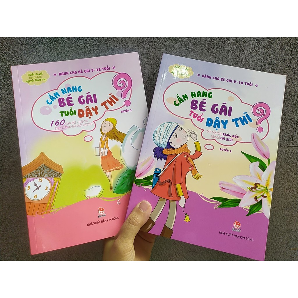 Sách - Cẩm nang bé gái tuổi dạy thì 2 cuốn
