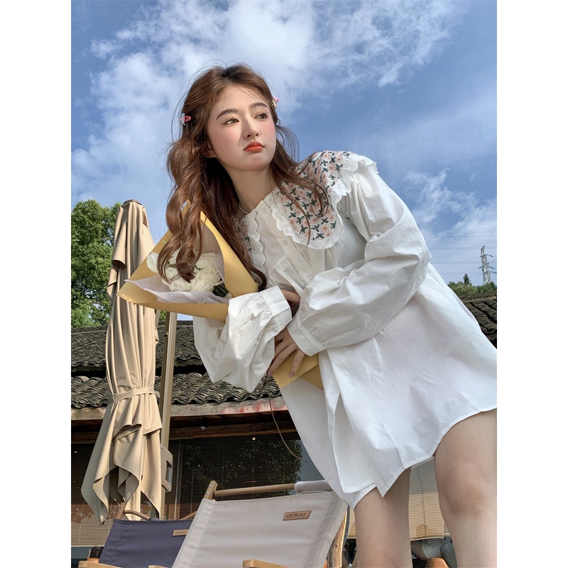 Áo Sơ Mi Trắng Tay Dài Cổ Búp Bê Họa Tiết Hoa Thời Trang Hàn Quốc Thiết Kế Ngọt Ngào Cho Nữ