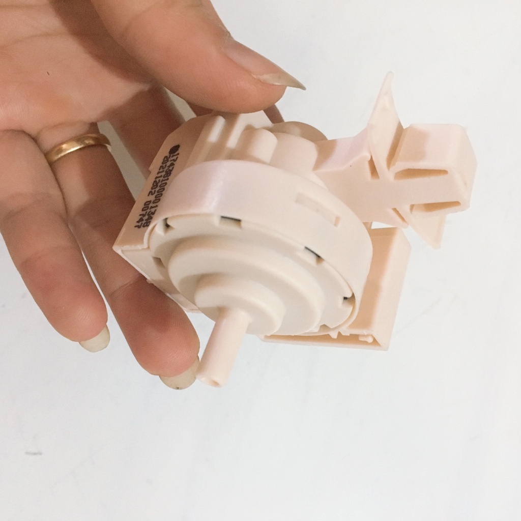 Phao áp lực nước máy giặt Toshiba cửa ngang - Cảm biến mực nước máy giặt Toshiba cửa ngang