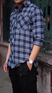 Áo phông kẻ caro
