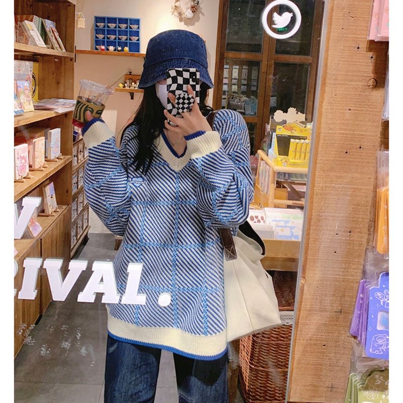 Áo khoác len cổ chữ V mềm mại cho nữ