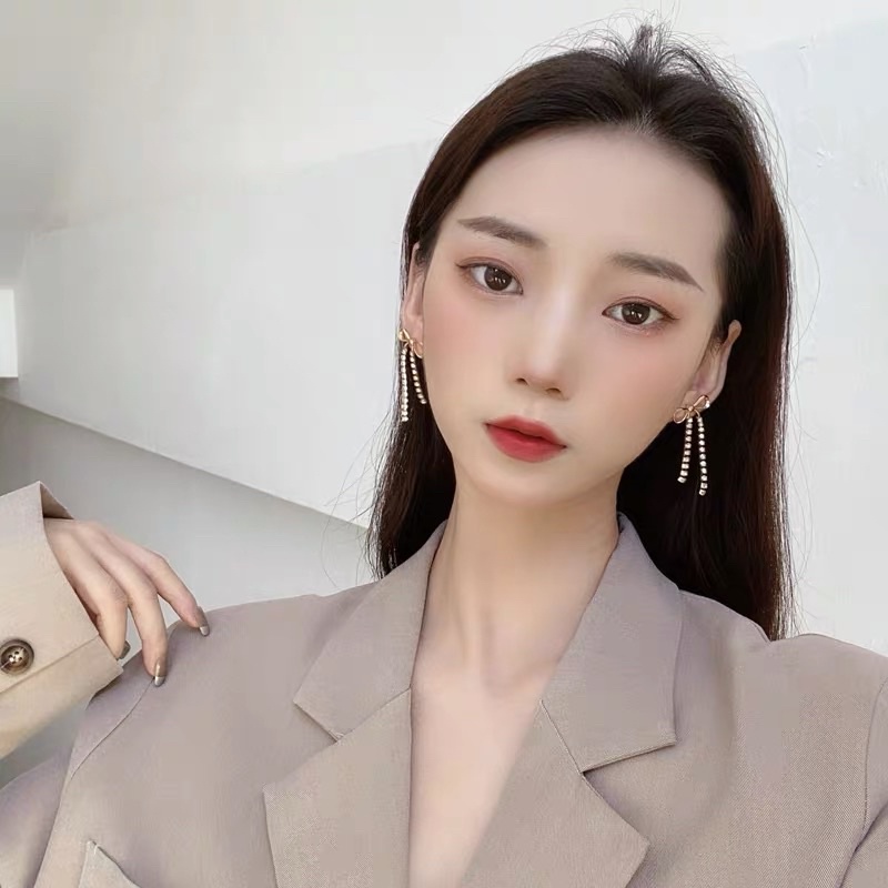 Hoa tai hình nơ đính đá - Maben