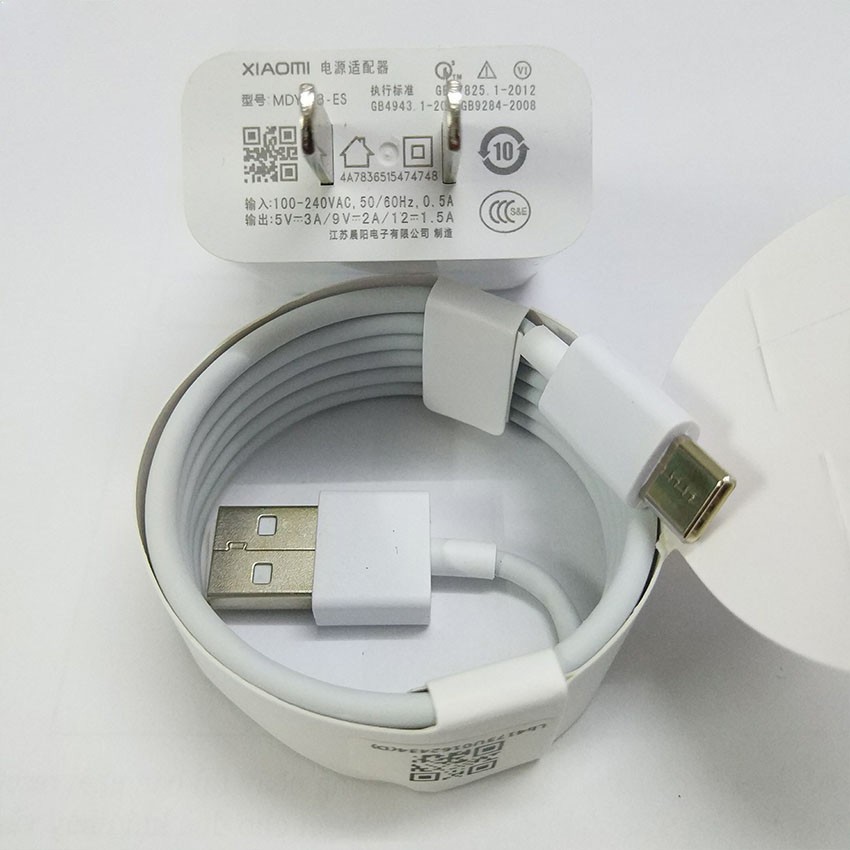 Bộ sạc nhanh XIAOMI MDY-08-ES 18W Quick Charge 3.0 + Cáp Type C (1M) TRẮNG