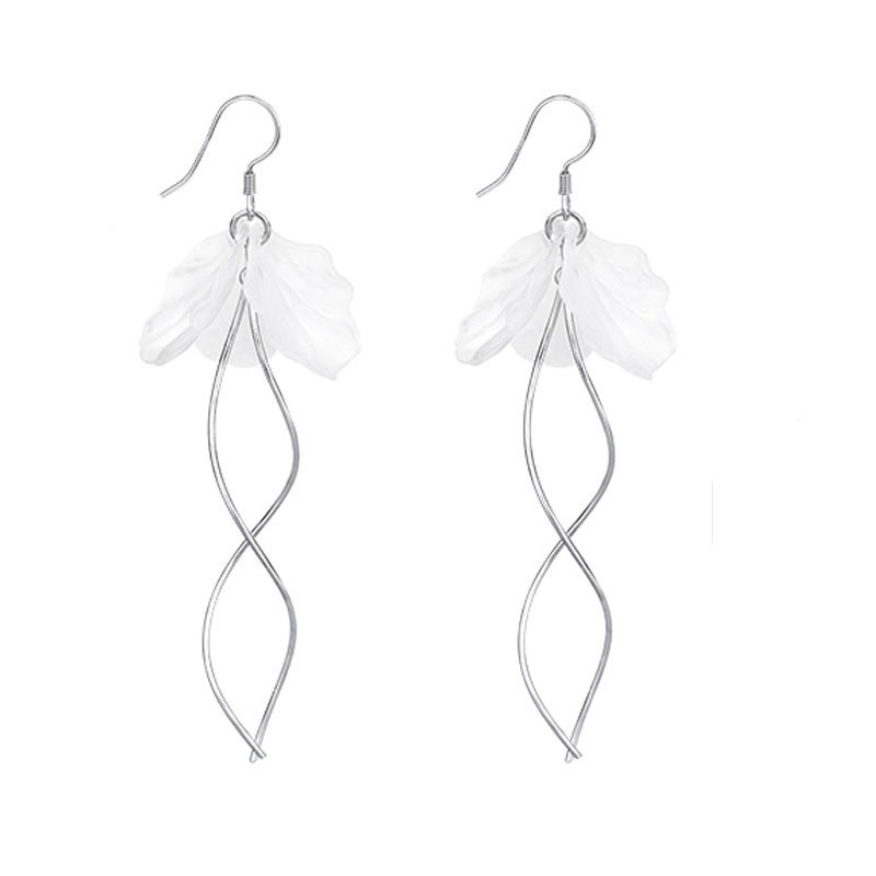 Hoa tai dáng dài mặt hình cánh hoa mềm mại nữ tính