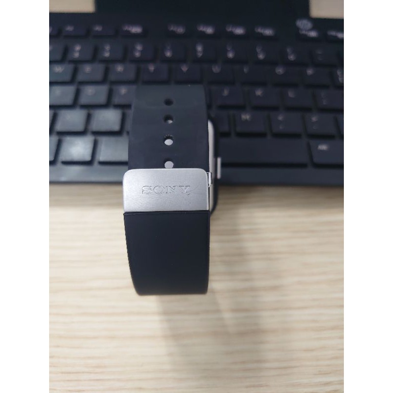 Đồng hồ thông minh Sony SmartWatch 3 SWR50 màu đen đã qua sử dụng
