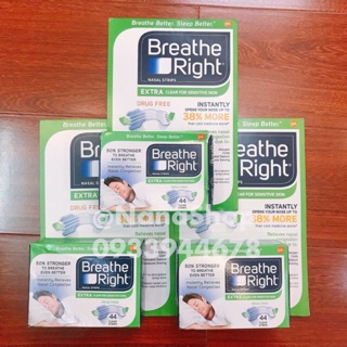 Miếng dán thông mũi Breath Right Extra hộp 44 miếng
