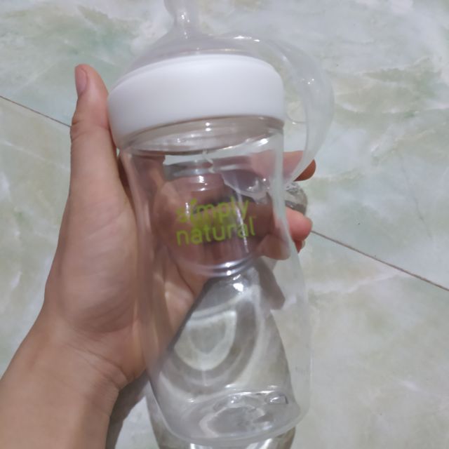 Bình sữa nuk cỡ lớn 270ml núm 6 tia (Bình mới pha được vài lần bé nhà mình chỉ ngậm ko chịu mút nên vẫn chưa sử dụng)