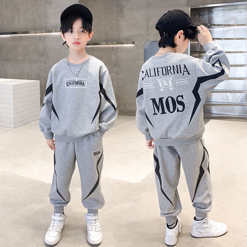 Bộ Quần Áo Thể Thao Thời Trang Năng Động Cho Bé Trai