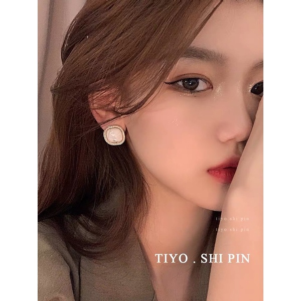 Khuyên tai đính hạt cổ điển đơn giản - Maben