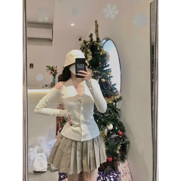 SET ÁO YẾM BẸT VAI TRẮNG + CHÂN VÁY XẾP LY