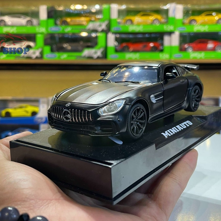 Xe mô hình hợp kim Mercedes-Benz GT tỉ lệ 1:32 màu đen