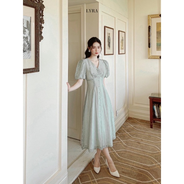 ĐẦM HOA NỔI MIDI RÃ NGỰC CỔ V