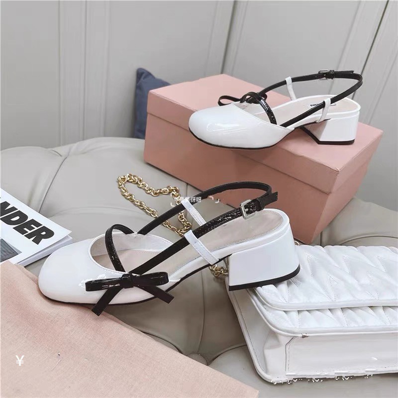Giày búp bê cao 3 phân xinh xắn, fullbox,bill hàng loại đẹp (full size 35-39) | BigBuy360 - bigbuy360.vn