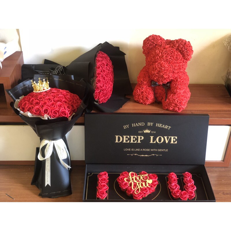 quà tặng sinh nhật- quà tặng - bó 50 bông sáp đỏ phối giấy đen hàn quốc