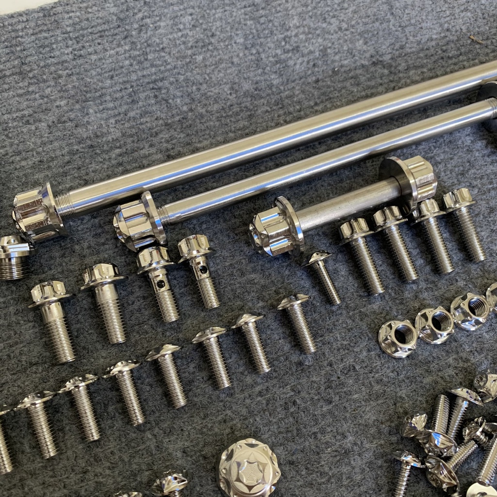 Full Ốc Salaya Cho Exciter 135 5s ( Ex135 2011-2014) Chuẩn Inox304 Siêu Sáng Không Sét Có Bảo Hành