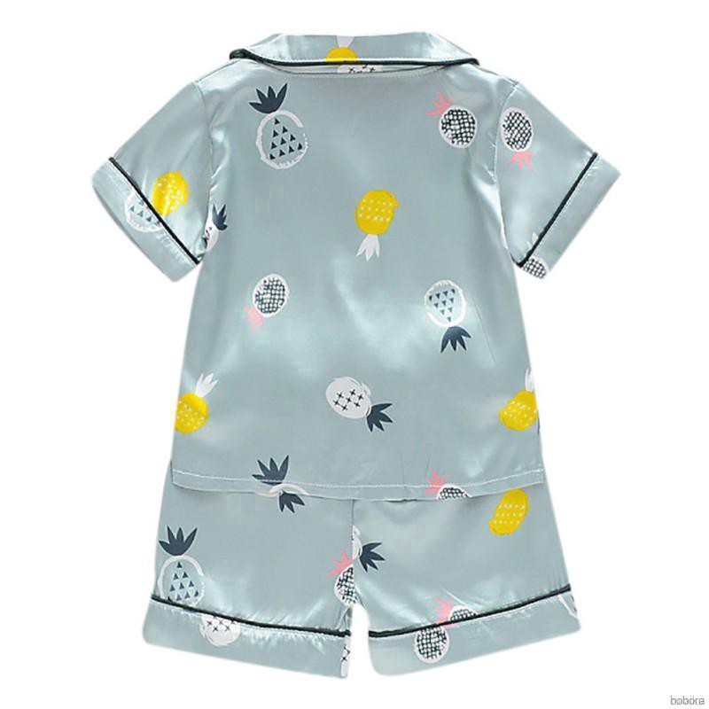 Bộ Đồ Ngủ Pijama Ngắn Tay Vải Lụa Satin In Hình Trái Dứa Cho Bé