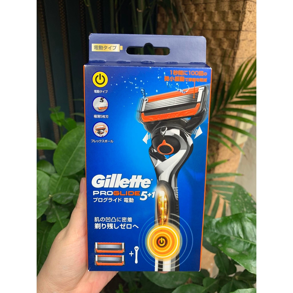 Dao cạo râu Gillette Fusion 5+1 Nhật bản ( cán có pin)