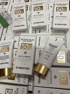 Kem chống nắng Active Silky Sun Cream